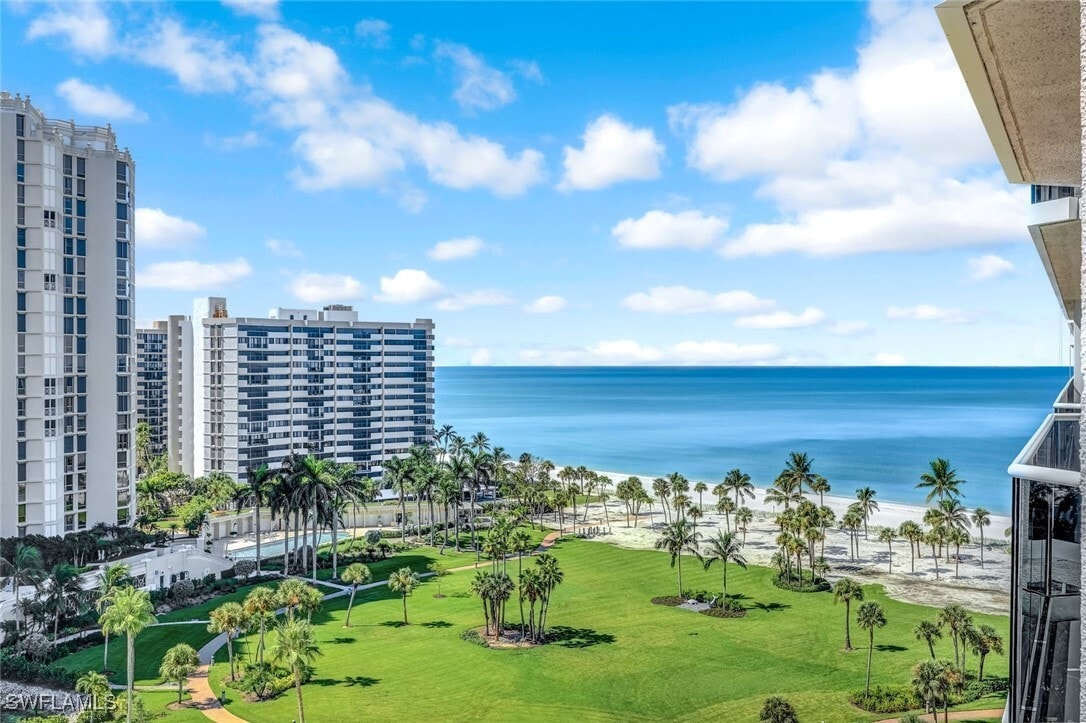 Foto principal - 4041 Gulf Shore Blvd N