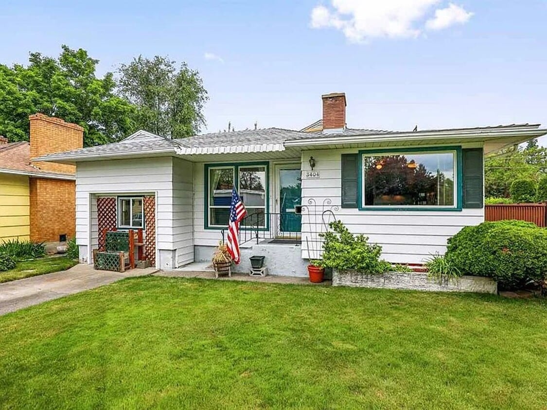 Primary Photo - Available in Shadle 3 bedroom with large 2...