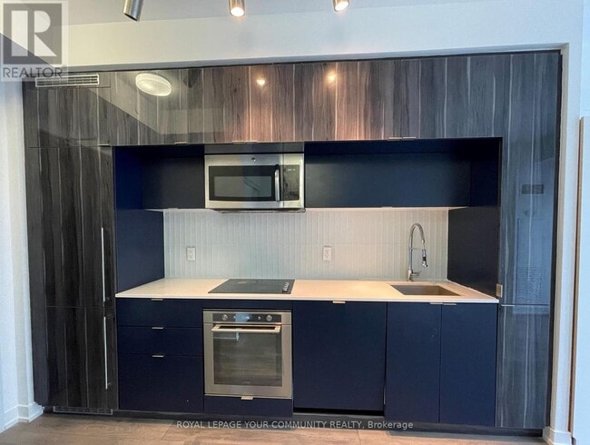 Building Photo - 28 Avondale Ave