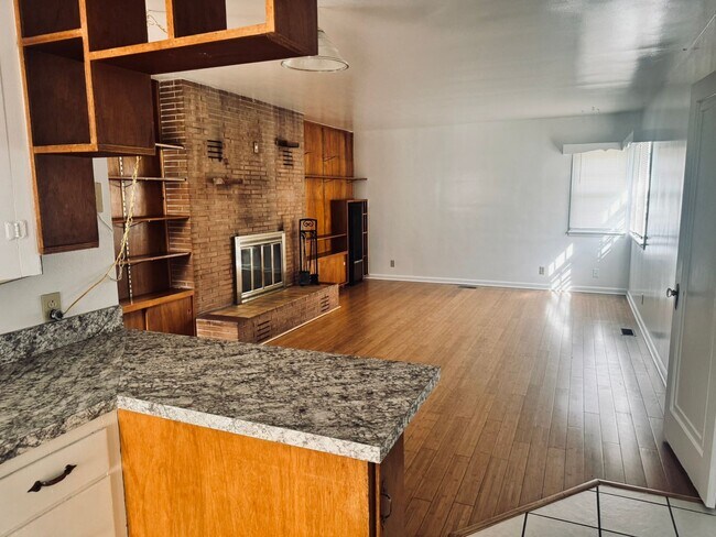 Foto del edificio - 618 E 27th St