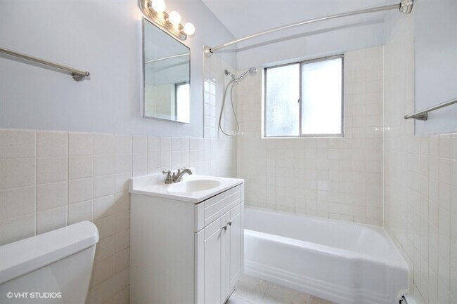 Clean, Modern Bathroom - 750 Chestnut St