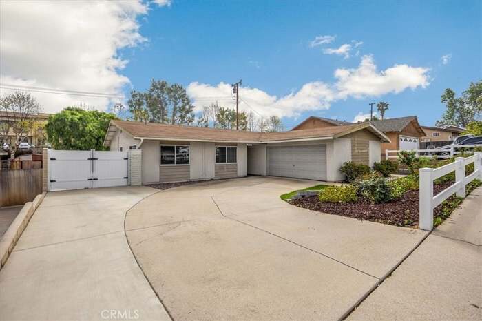 Foto principal - 272 Pine Ave