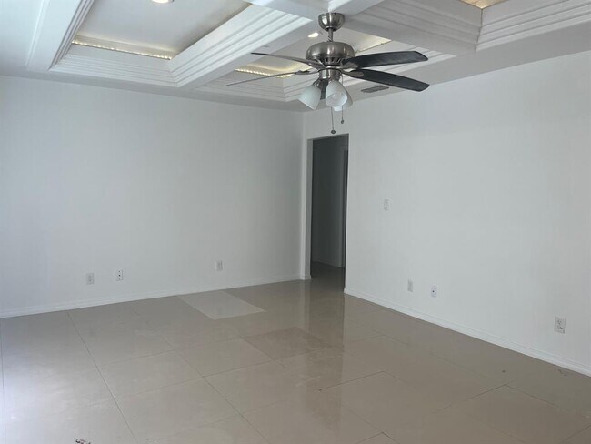 Foto del edificio - 812 Old Angleton Rd