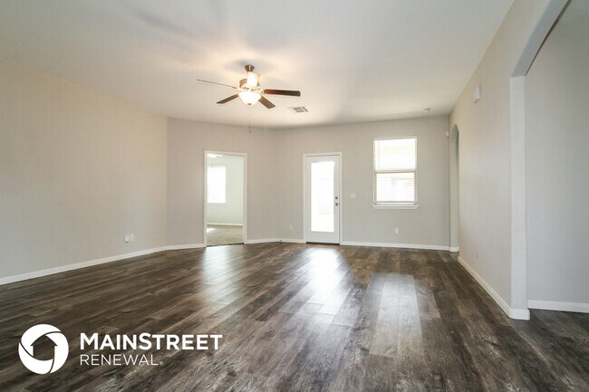 Foto del edificio - 320 E Georgia Terrace