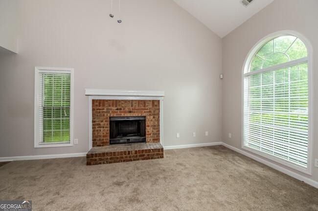 Foto del edificio - 117 Brookhaven Ln