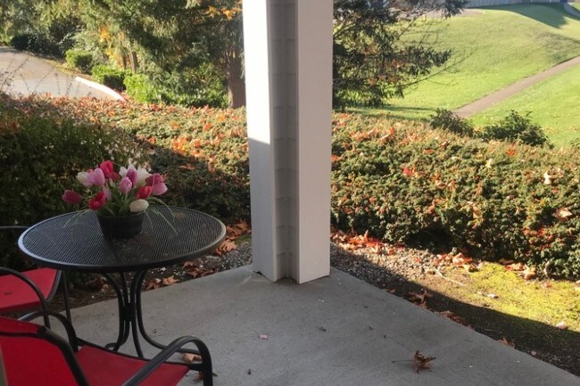 Patio - 7735 SW Scholls Ferry Rd