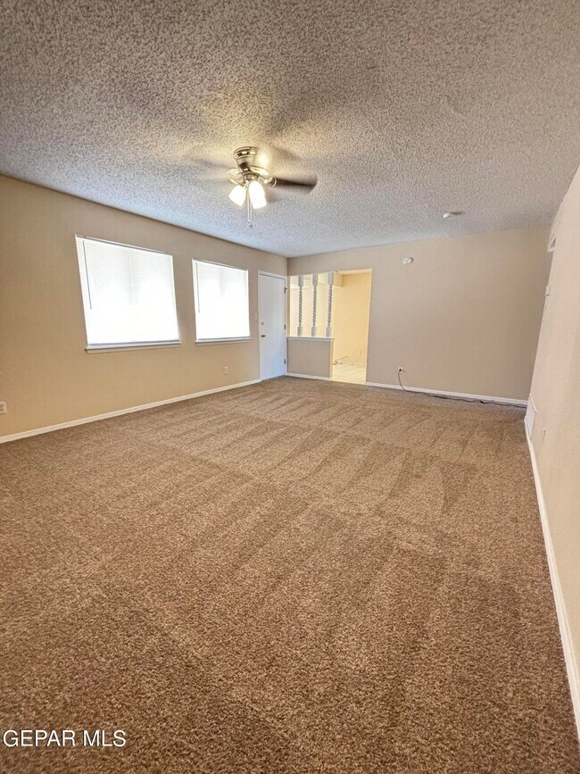 Foto del edificio - 5604 Van Horn Dr