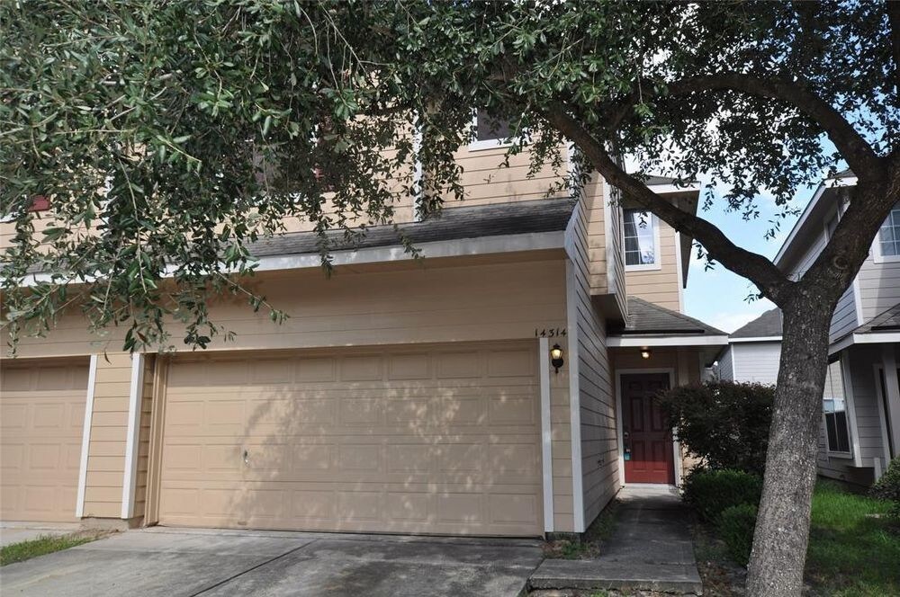 14314 Larkhall Ln, Houston, TX 77014 Room for Rent in Houston, TX