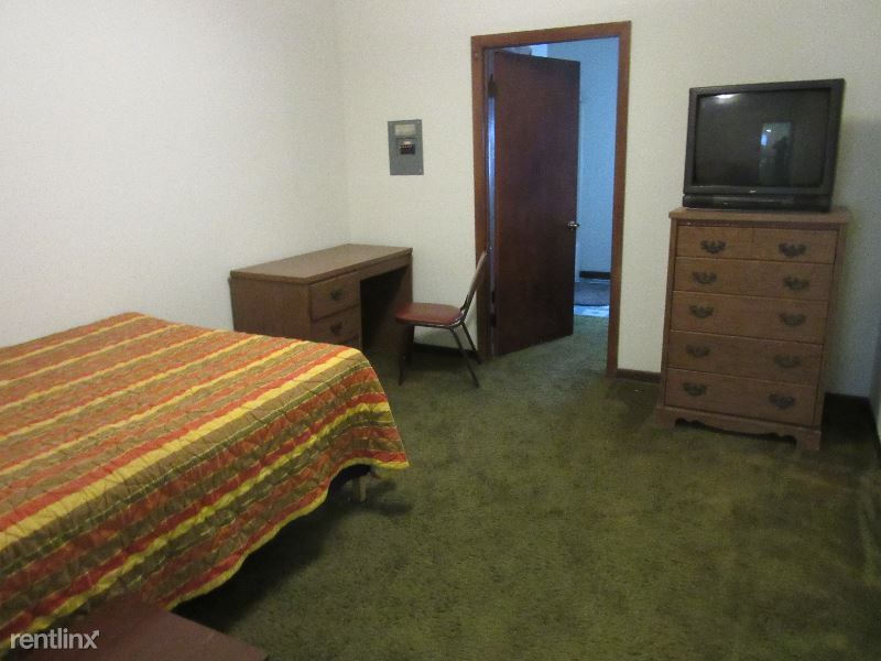 Building Photo - 1 br, 1 bath Apartment - 4543 Piedmont Rd
