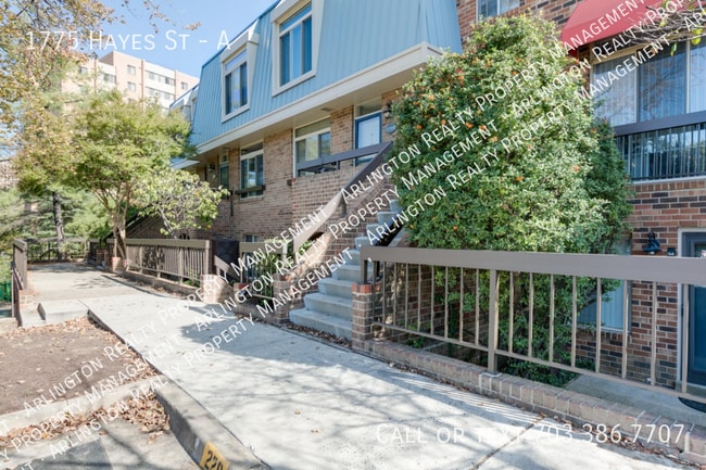 Foto del edificio - 1775 S Hayes St