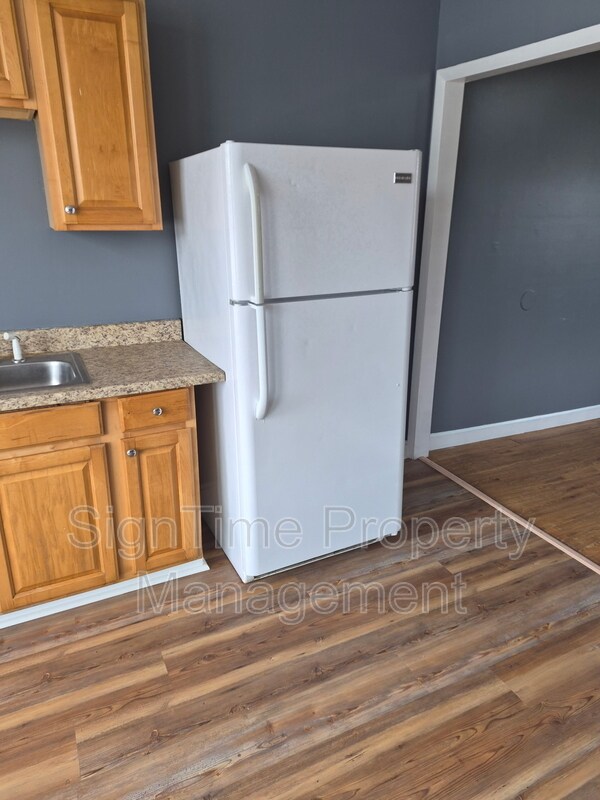 Foto del edificio - 66 W Church St