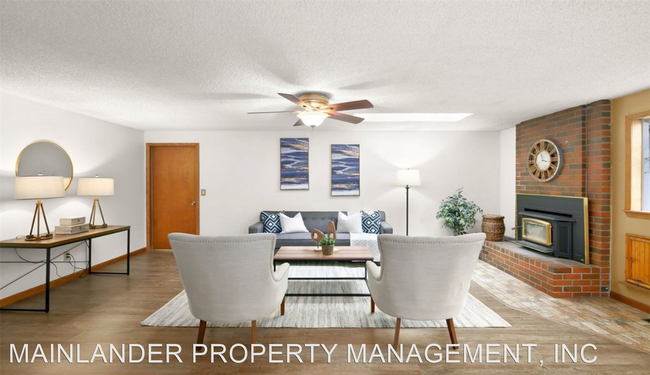 Foto del edificio - 3 br, 2 bath House - 5352 KENNY ST.