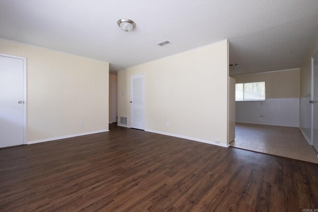 Building Photo - 7815 Moore Dr