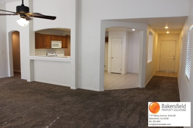 Building Photo - 5413 Coastal Wind St