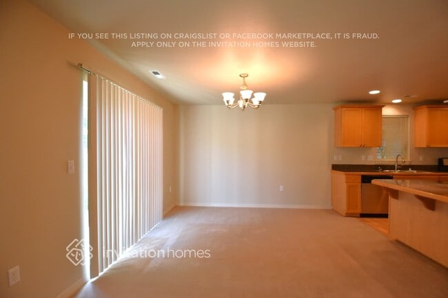Building Photo - 3381 S 283rd Ln