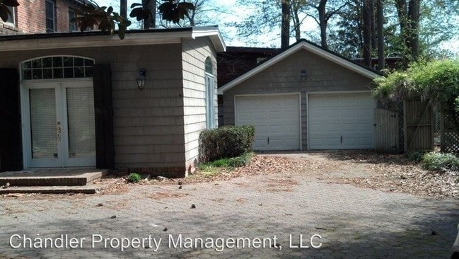 Building Photo - 1221 Cloncurry Rd