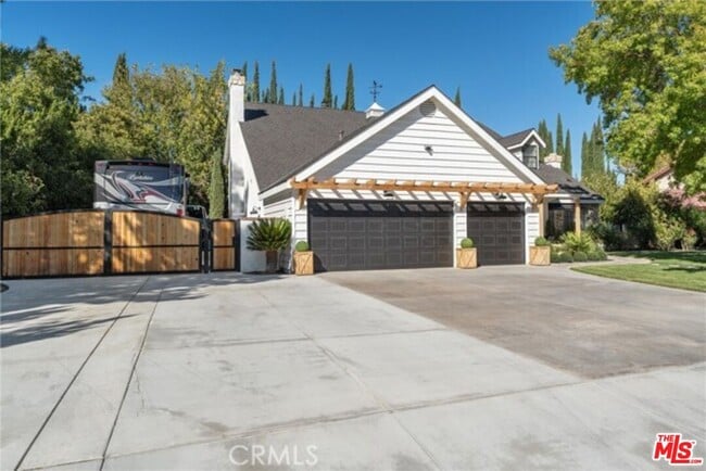 Building Photo - 2729 Parton Cir