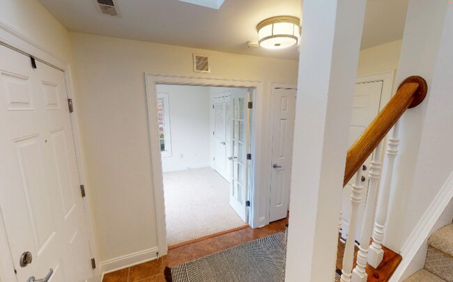 Foto del edificio - 525 Cedar Spring St