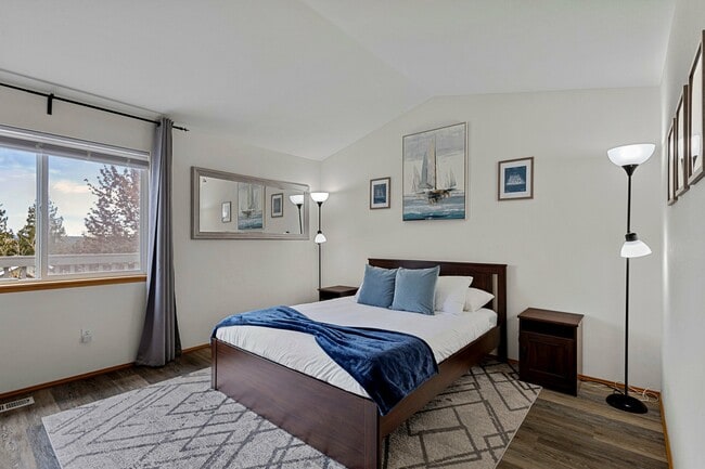 Building Photo - 7708 81st Pl NE