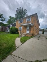 Building Photo - 3407 Douglas Rd