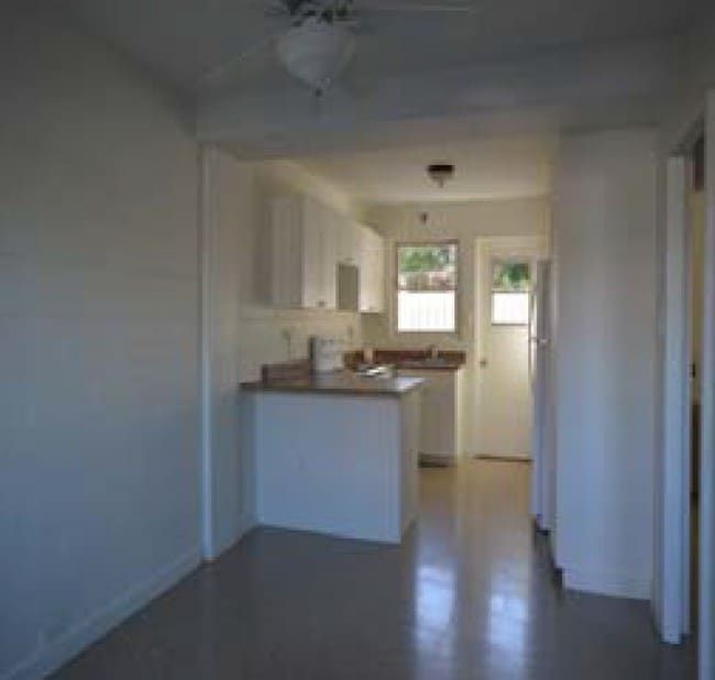 Interior - 264-284 California Ave