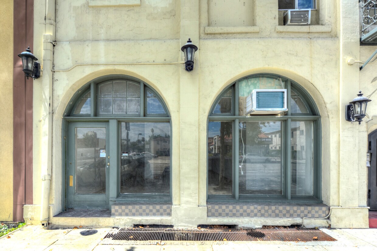 Primary Photo - 1003 S Central Ave