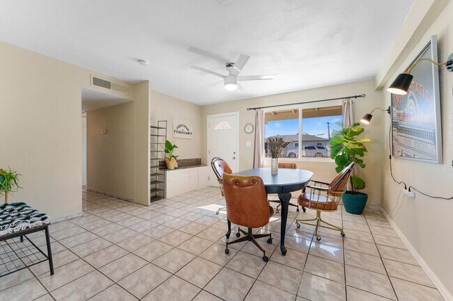 Foto del edificio - 2614 W Greenway Rd