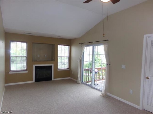Building Photo - 854 Honeybrook Cir
