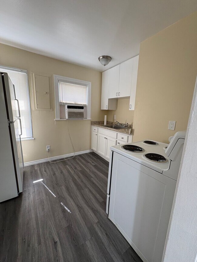 Foto del edificio - 3244 17th Ave S