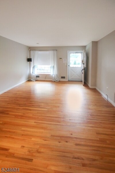 Foto del edificio - 84 Sweet Briar Dr