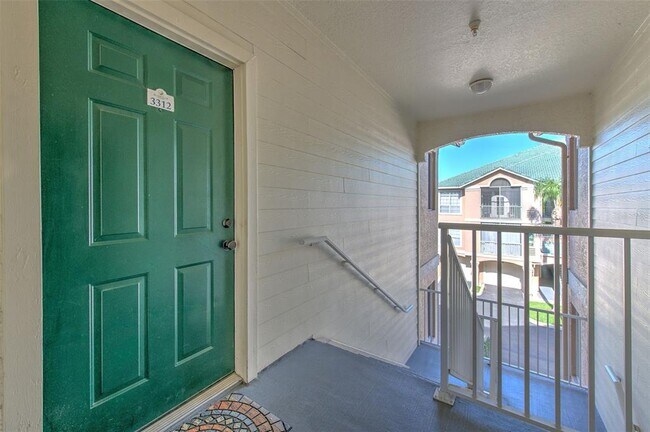 Foto del edificio - 3312 Bay Club Cir