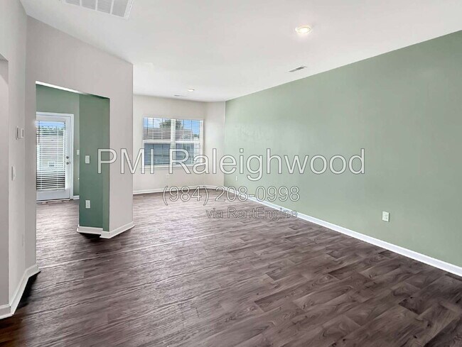 Foto del edificio - 1503 Gracie Ln