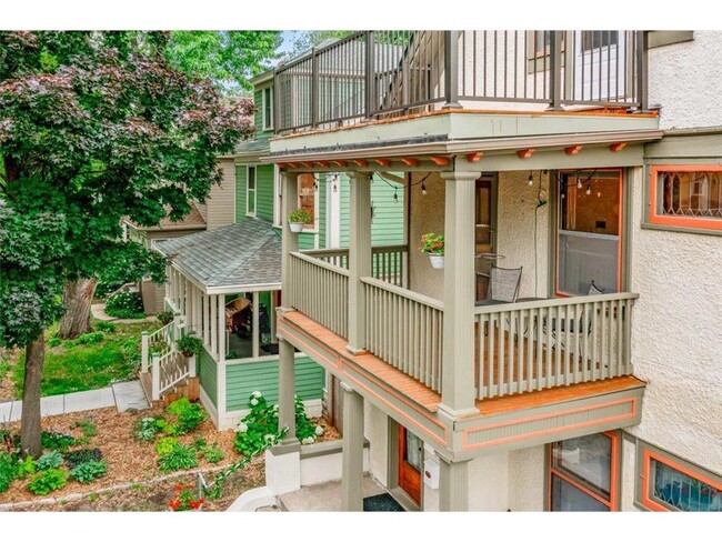 Building Photo - 3302 Harriet Ave
