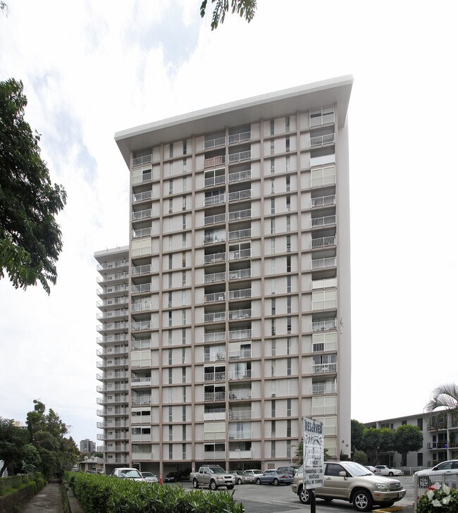 Makiki Towers Apartments in Honolulu, HI