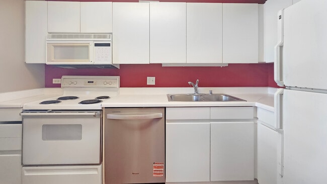 Building Photo - 440 N Wabash Ave