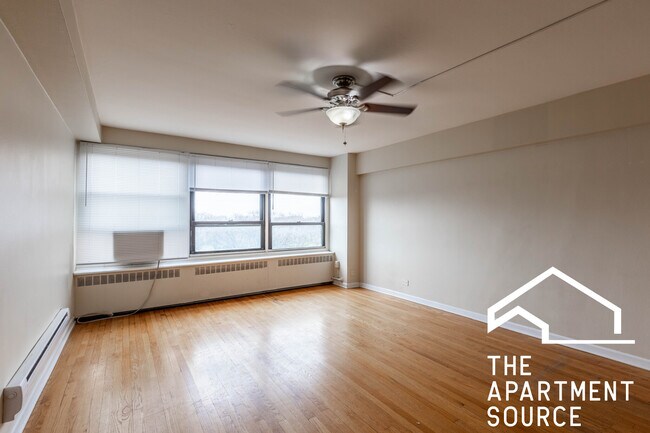 Foto del edificio - 4180 N Marine Dr