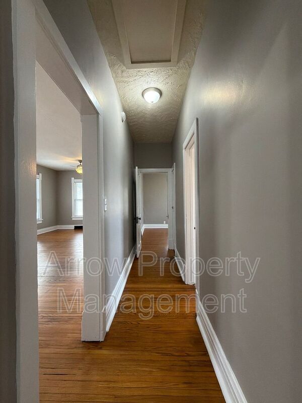 Foto del edificio - 1928 S 10th St