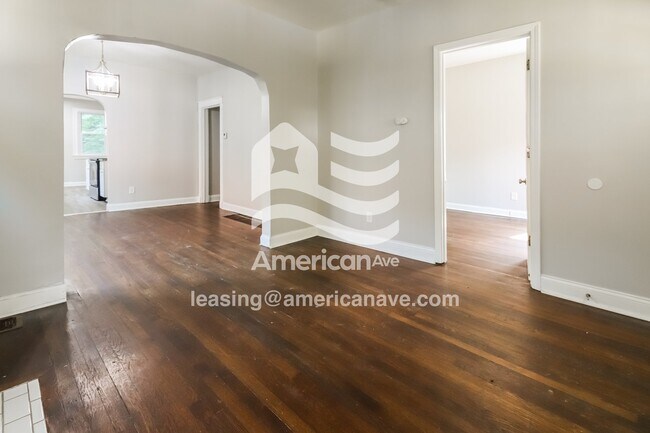 Building Photo - 5504 Norledge Ave