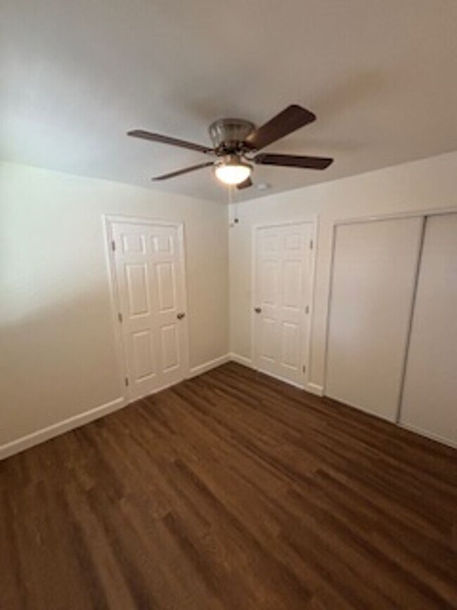 Foto del edificio - 8818 56th St