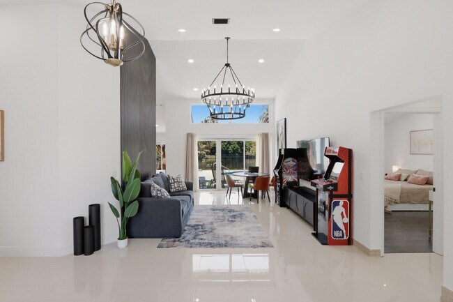 Foto del edificio - 12725 Kingsway Rd