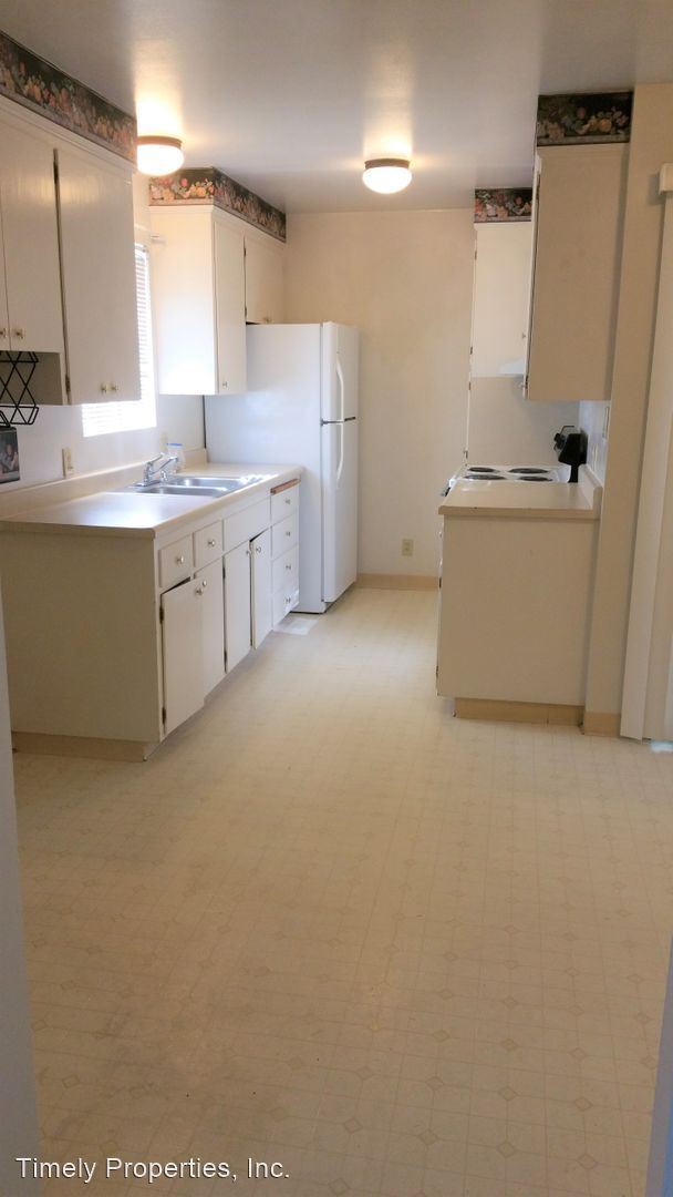 Foto del edificio - 2 br, 1 bath Apartment - N/A 663 Cordelia Dr.