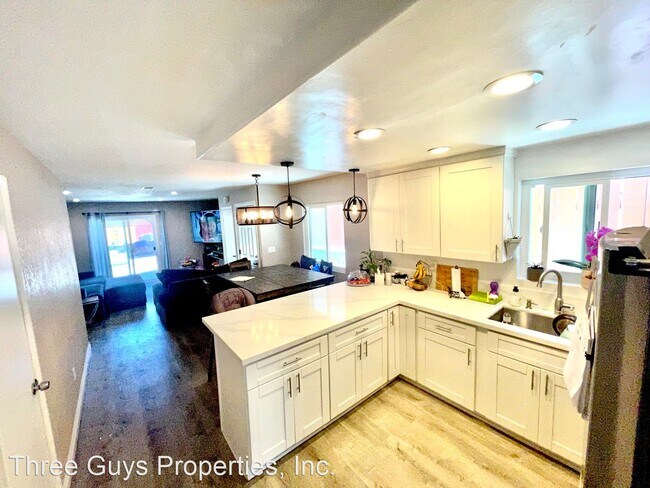 Foto del edificio - 3 br, 1.5 bath House - 420 Ramona Ave