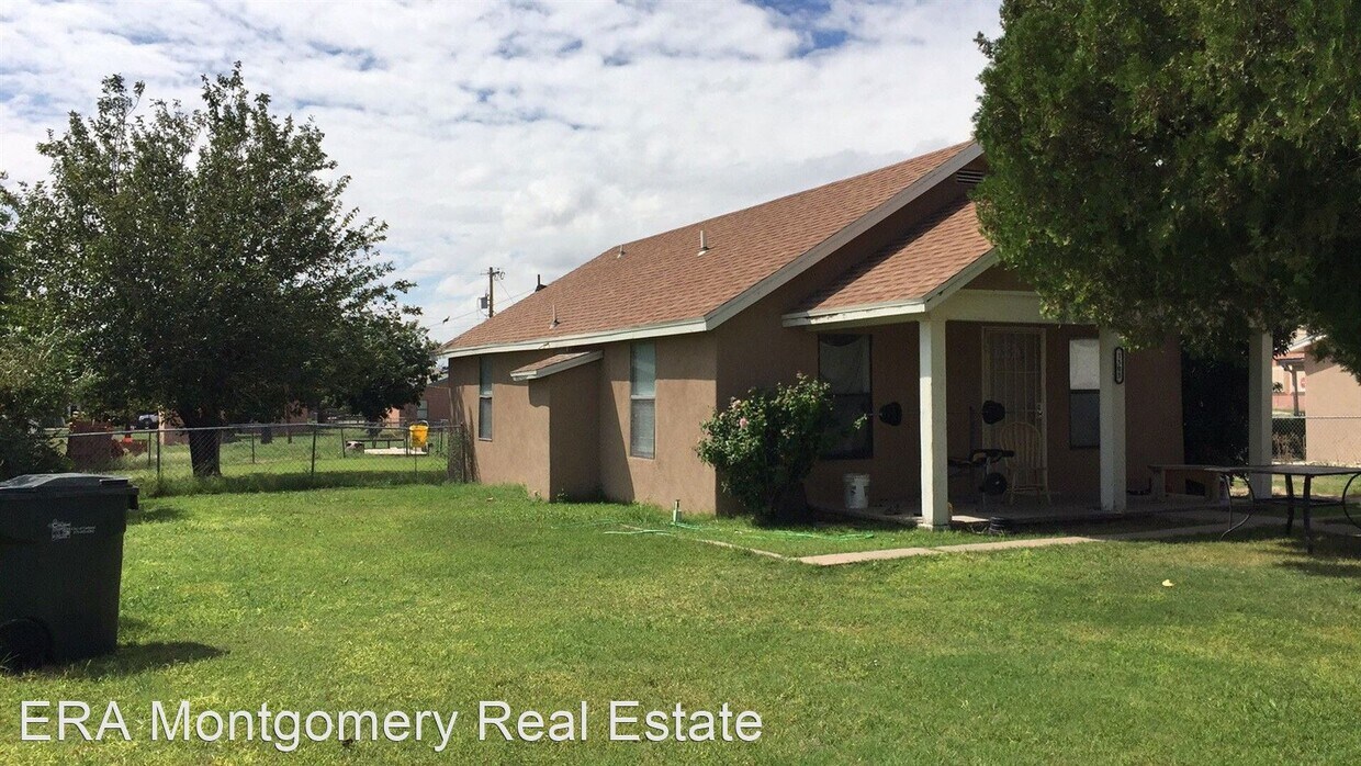 Primary Photo - 2 br, 1 bath House - 1505 W. Fox