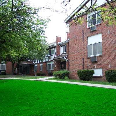 Foto principal - Auburn Manor Apartments