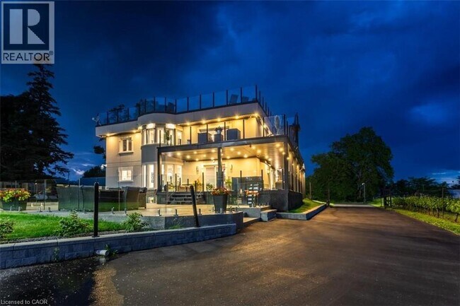 Photo du bâtiment - 4939 Thirty Rd N