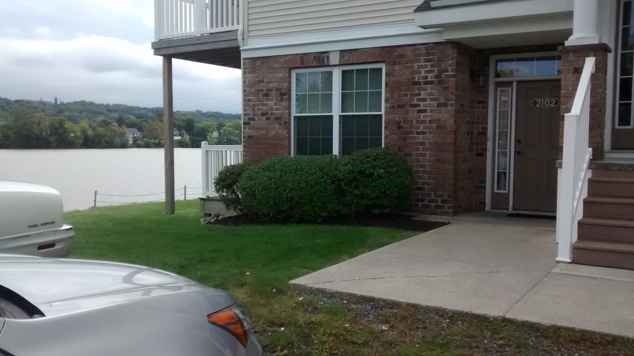 2102 Admiral's Walk Dr, Cohoes, NY 12047 Townhome Rentals in Cohoes