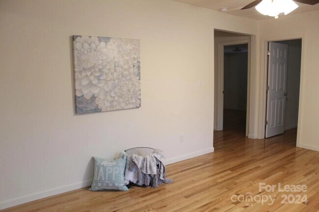 Foto del edificio - 5309 Waxhaw-Marvin Rd