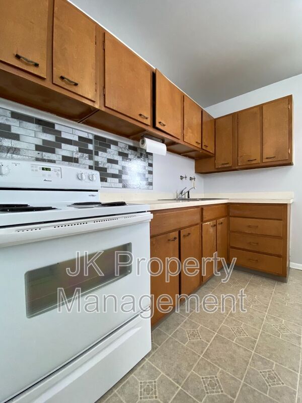 Foto del edificio - 3640 9th Ave N