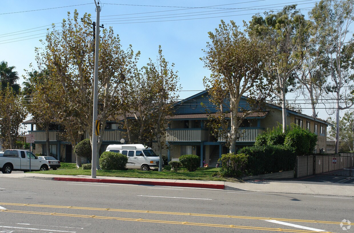 Primary Photo - 14261 Edwards St