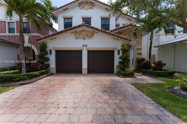 Building Photo - 10560 NW 69th Terrace
